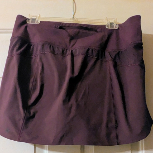 NWOT Athleta 'Run with it' Skort In Purple - AL - Picture 4 of 7